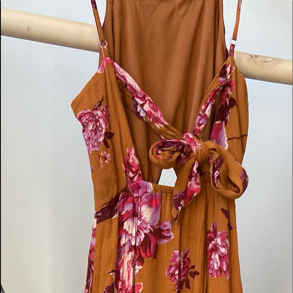Dress : Brown/Rust - floral print
